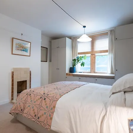 Apartment Garden Retreat: St Andrews 2-bed