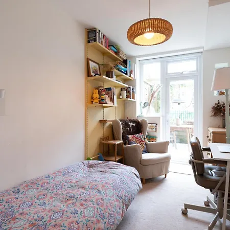Garden Retreat: St Andrews 2-bed * Bristol