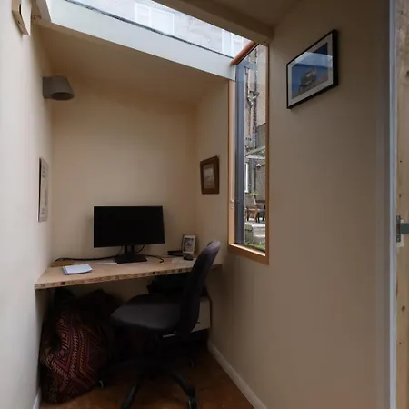 Garden Retreat: St Andrews 2-bed