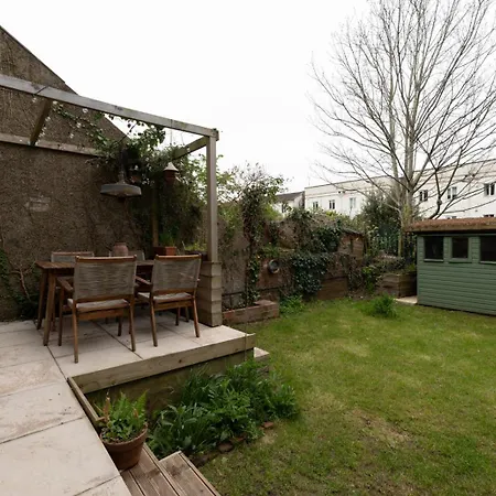Garden Retreat: St Andrews 2-bed Apartment